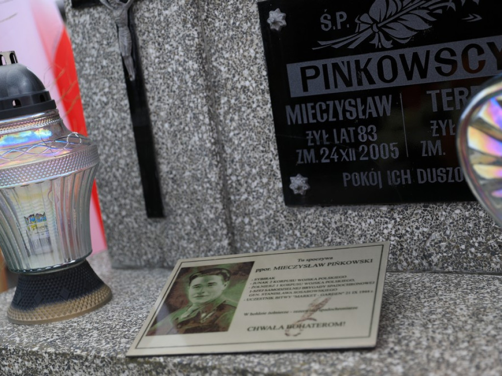 Hrubieszowskie obchody Dnia Spadochroniarza - ZDJĘCIA
