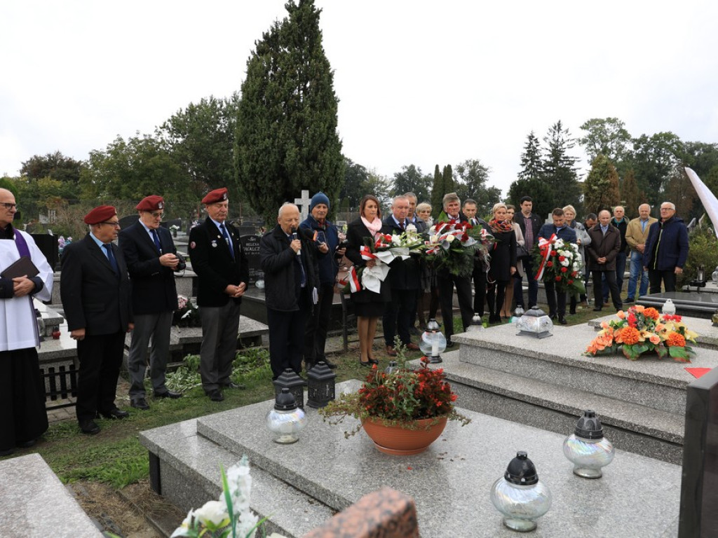 Hrubieszowskie obchody Dnia Spadochroniarza - ZDJĘCIA