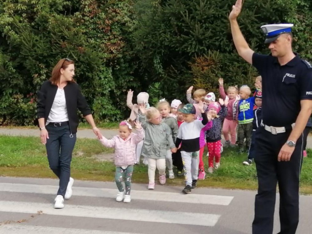 Hrubieszów: Policjanci z wizytą u przedszkolaków - ZDJĘCIA
