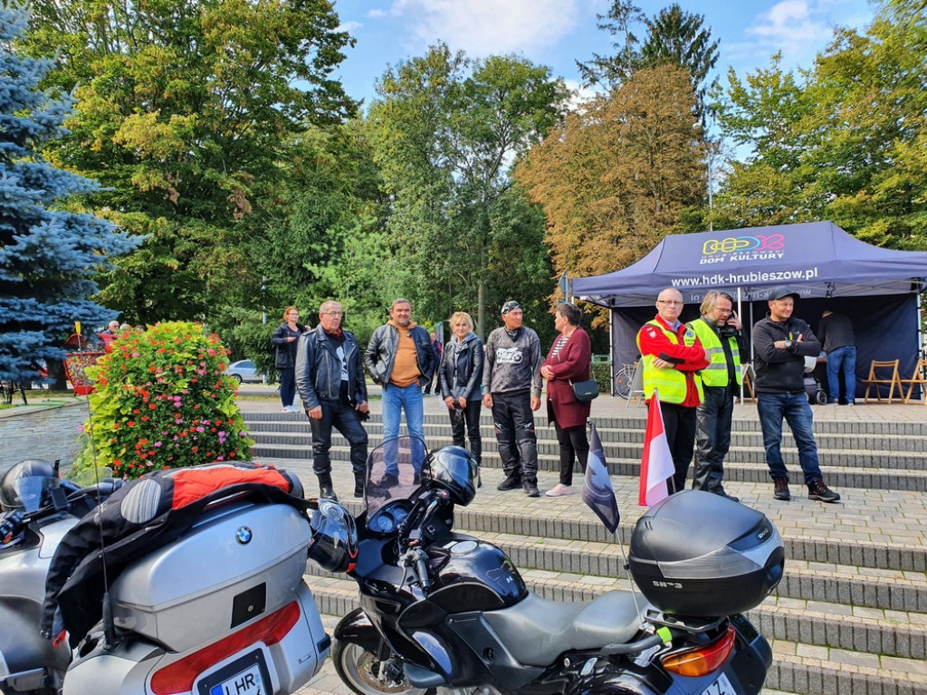 Hrubieszów: Trwa piknik SzczepimySię - ZDJĘCIA