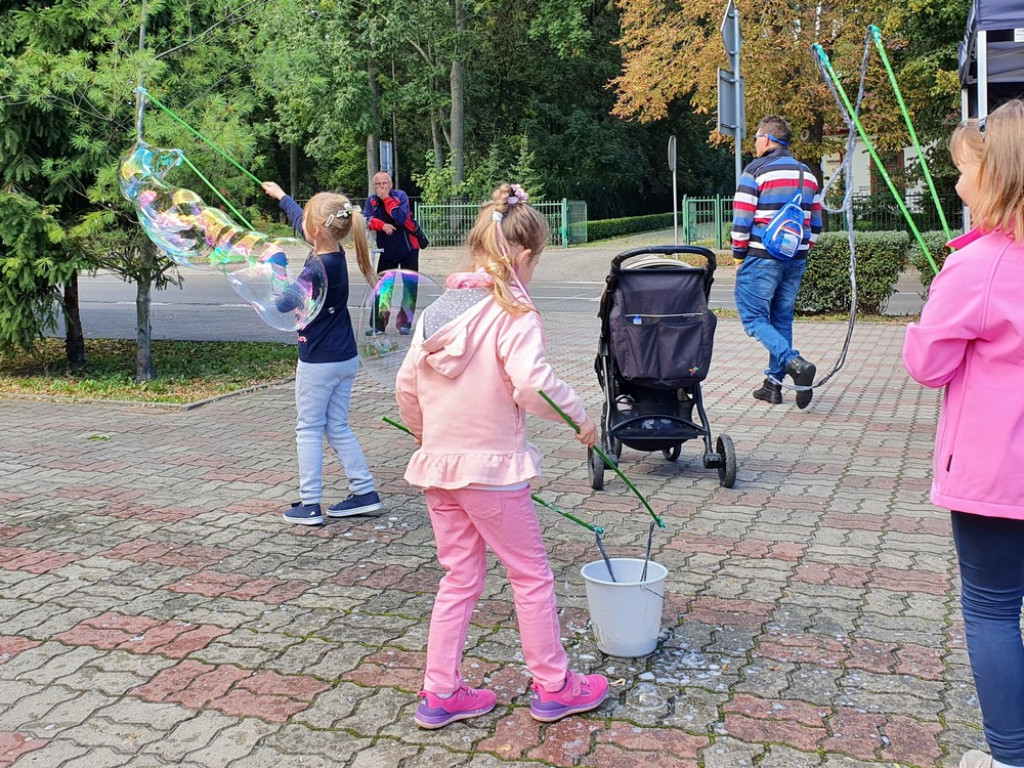 Hrubieszów: Trwa piknik SzczepimySię - ZDJĘCIA