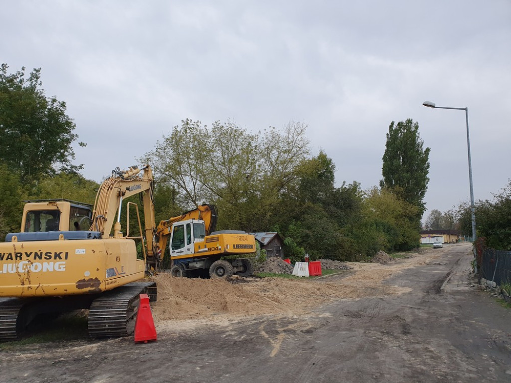 Hrubieszów: Budowa basenu i parkingów - ZDJĘCIA