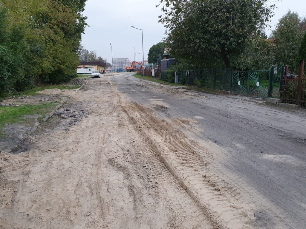 Hrubieszów: Budowa basenu i parkingów - ZDJĘCIA