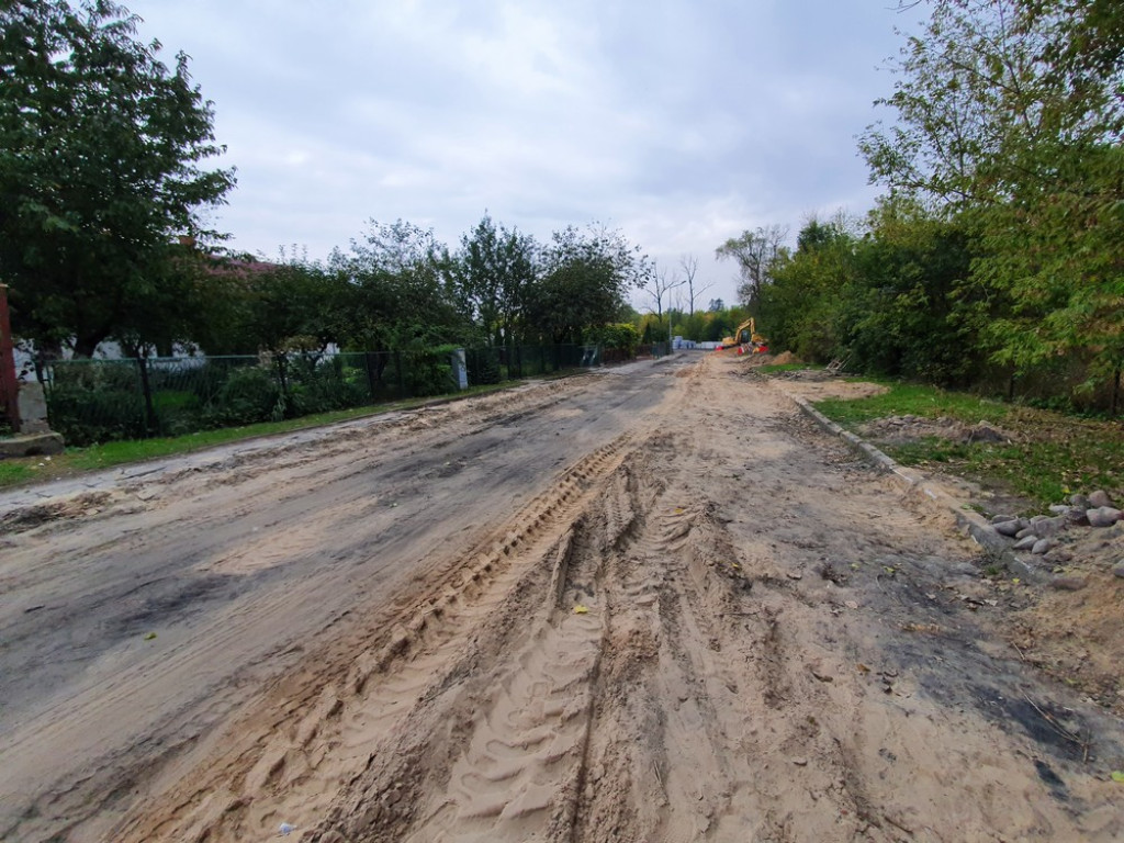 Hrubieszów: Budowa basenu i parkingów - ZDJĘCIA
