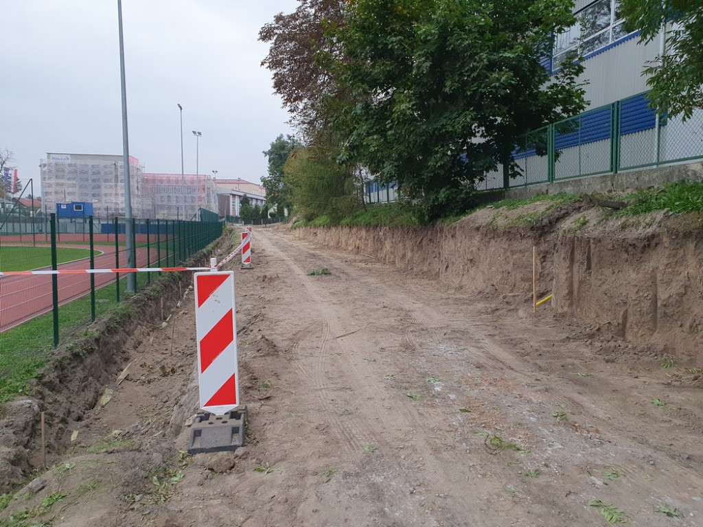 Hrubieszów: Budowa basenu i parkingów - ZDJĘCIA