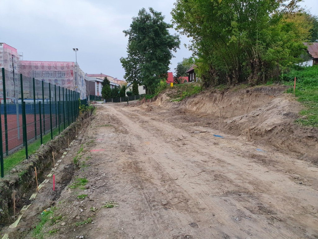 Hrubieszów: Budowa basenu i parkingów - ZDJĘCIA