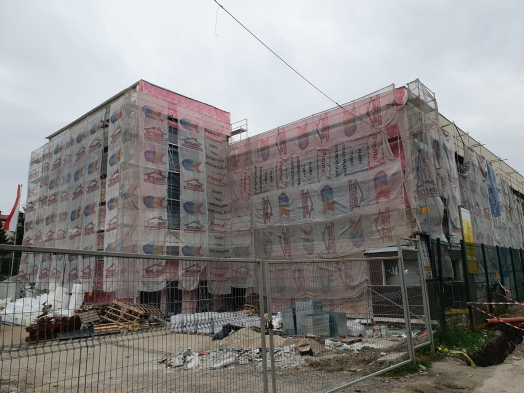 Hrubieszów: Budowa basenu i parkingów - ZDJĘCIA