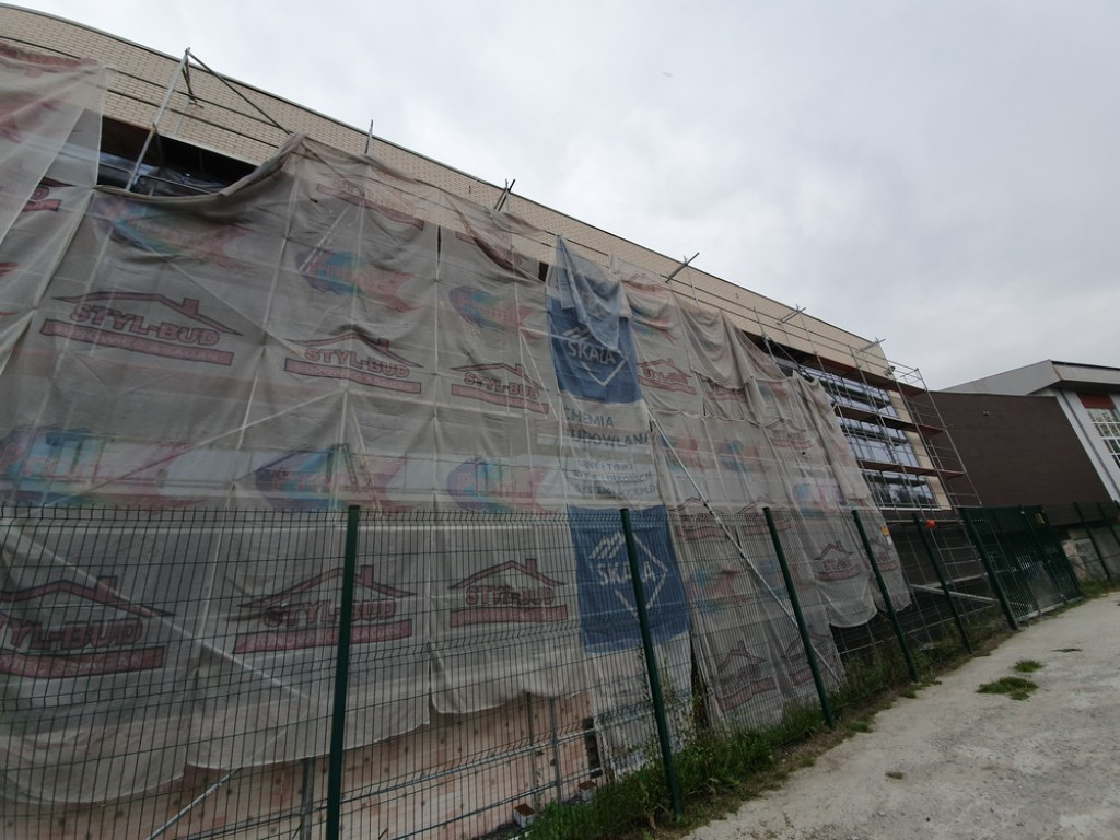 Hrubieszów: Budowa basenu i parkingów - ZDJĘCIA