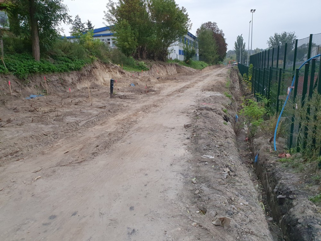 Hrubieszów: Budowa basenu i parkingów - ZDJĘCIA