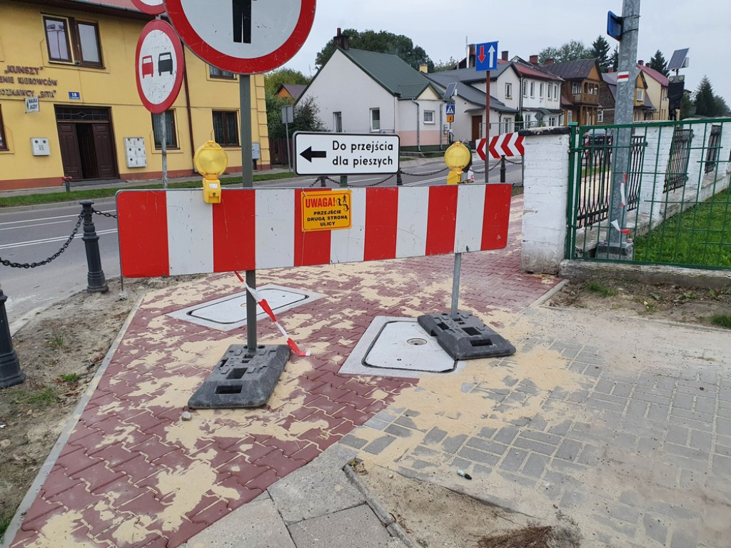 Hrubieszów: Budowa basenu i parkingów - ZDJĘCIA