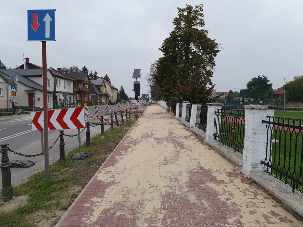 Hrubieszów: Budowa basenu i parkingów - ZDJĘCIA