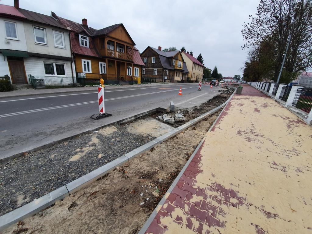 Hrubieszów: Budowa basenu i parkingów - ZDJĘCIA