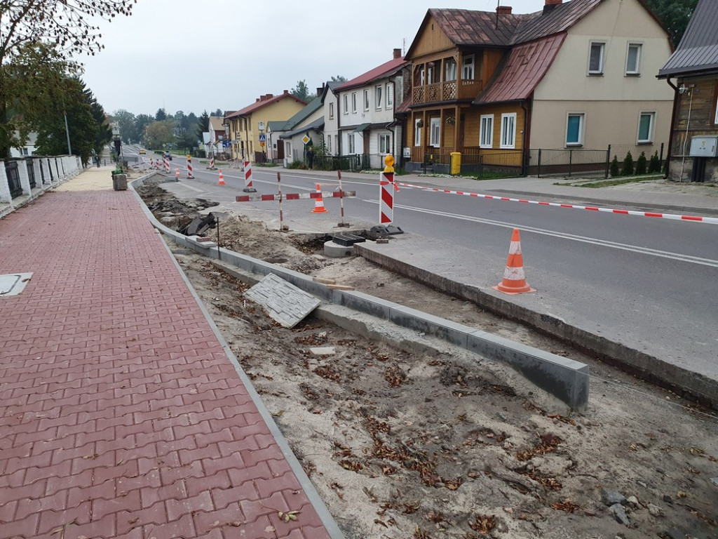 Hrubieszów: Budowa basenu i parkingów - ZDJĘCIA