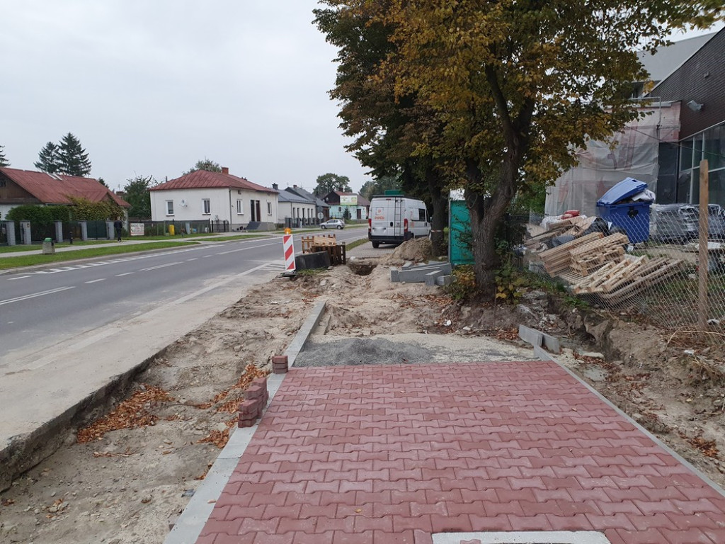 Hrubieszów: Budowa basenu i parkingów - ZDJĘCIA