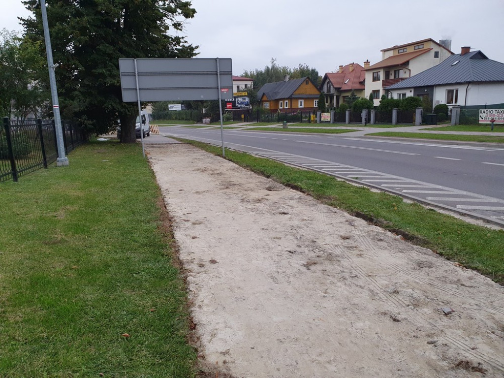 Hrubieszów: Budowa basenu i parkingów - ZDJĘCIA