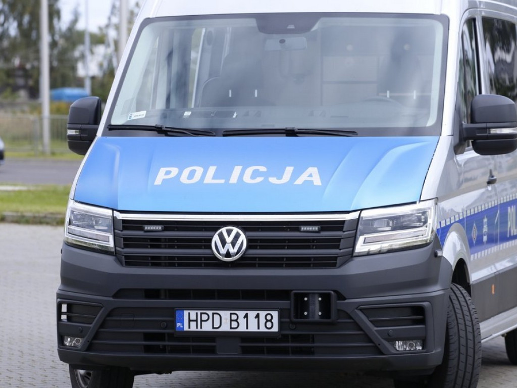 Nowe radiowozy do obsługi wypadków drogowych - ZDJĘCIA, WIDEO