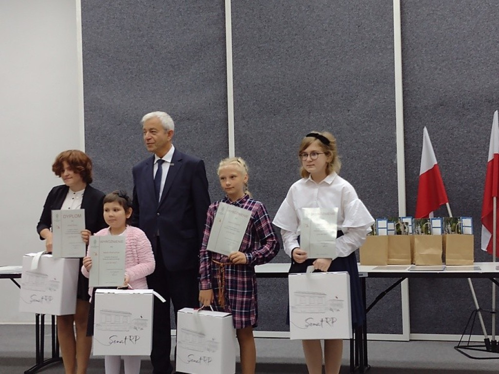 Uczennica Trójki wyróżniona - ZDJĘCIA