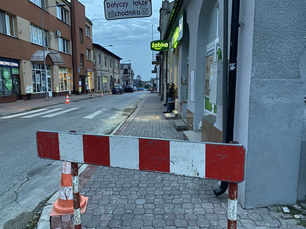 Hrubieszów: Podziękowania za remont chodnika - ZDJĘCIA