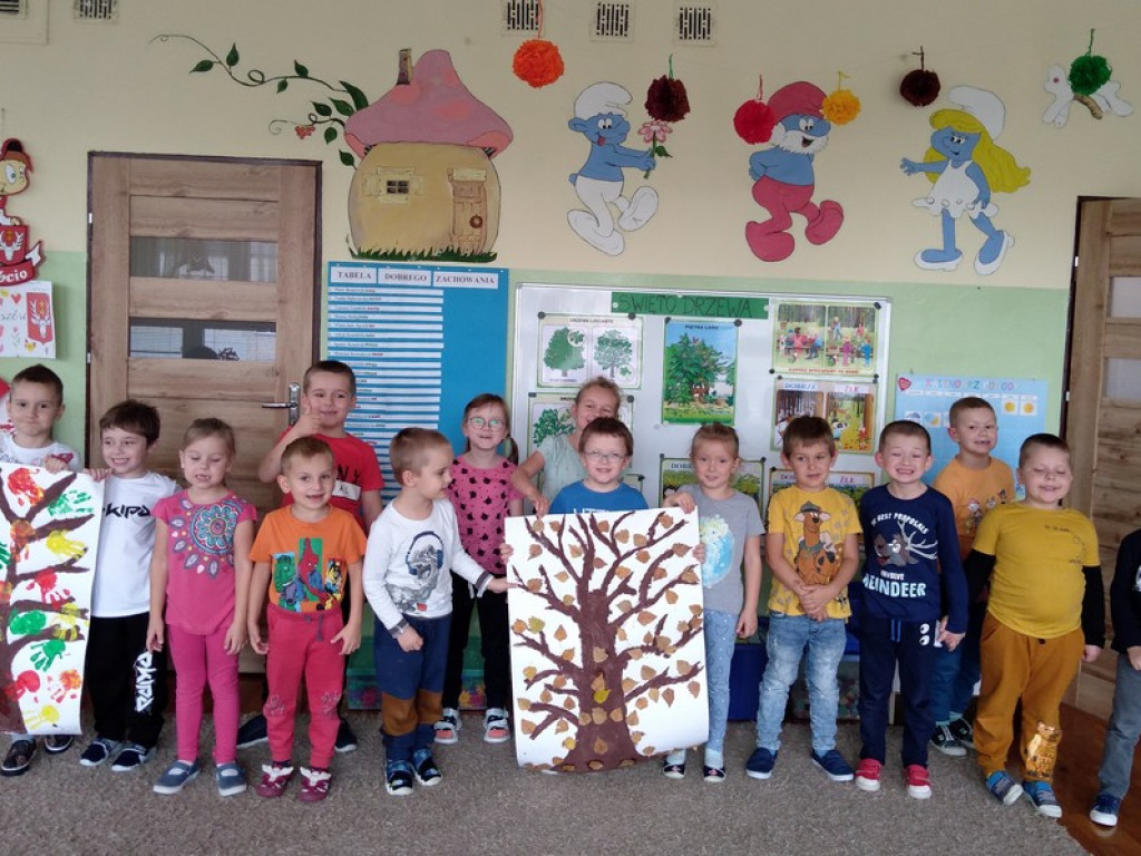 Hrubieszów: Przedszkolaki świętują Dzień Drzewa! - ZDJĘCIA