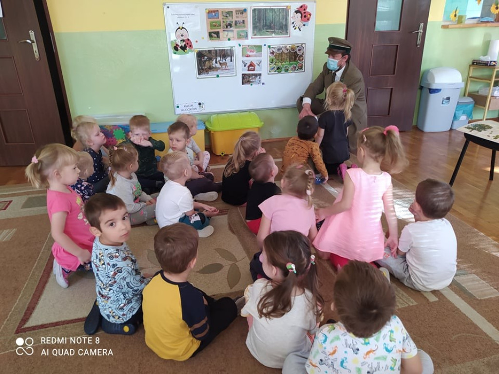 Hrubieszów: Przedszkolaki świętują Dzień Drzewa! - ZDJĘCIA