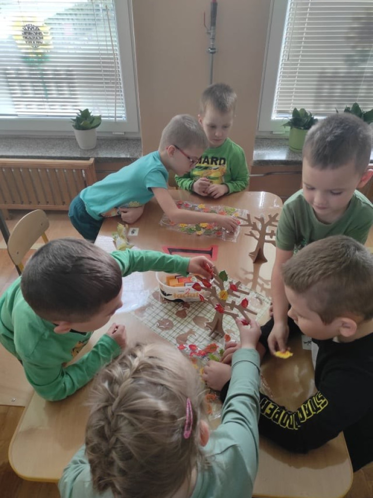 Hrubieszów: Przedszkolaki świętują Dzień Drzewa! - ZDJĘCIA
