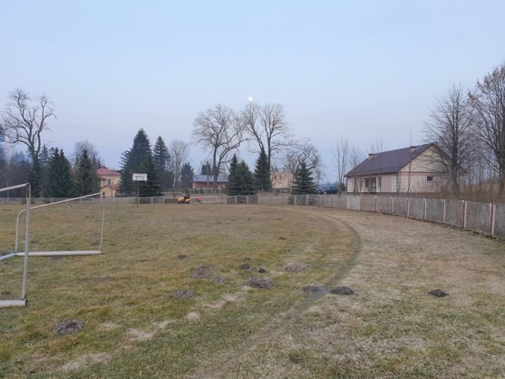 Remont stadionu sportowego w Mirczu zakończony (ZDJĘCIA)