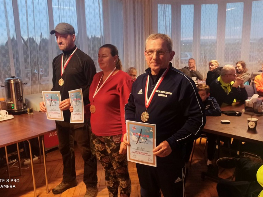 Modelarze Jedynki na podium w Krośnie (ZDJĘCIA)