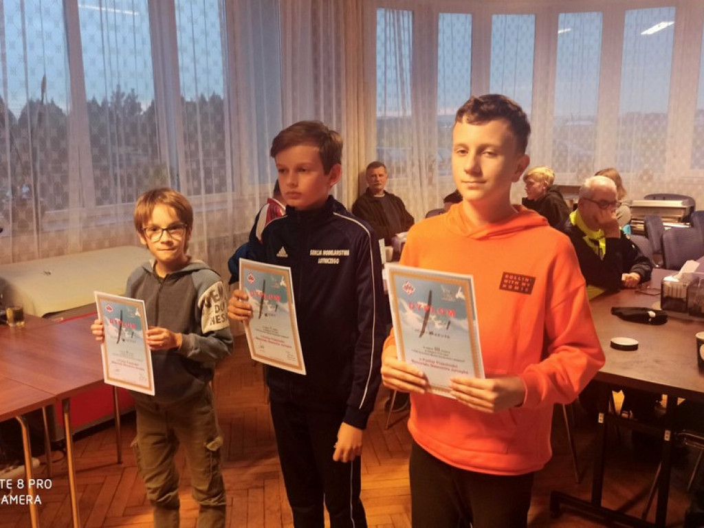Modelarze Jedynki na podium w Krośnie (ZDJĘCIA)