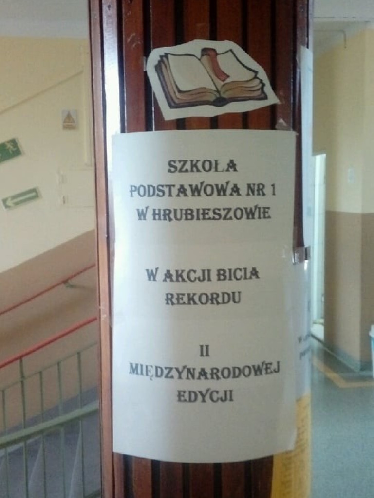 Przerwa na czytanie w Jedynce (ZDJĘCIA)