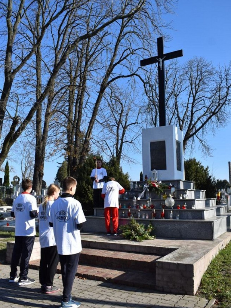Gmina Hrubieszów: Sztafetowy Bieg Pamięci (ZDJĘCIA)