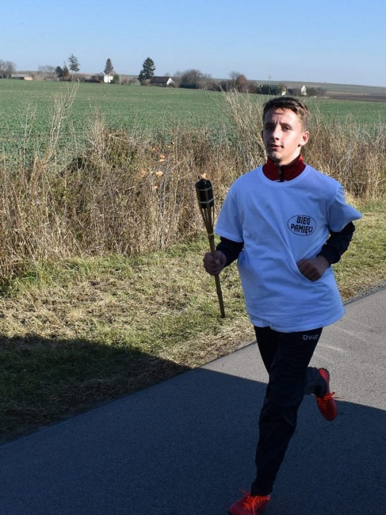 Gmina Hrubieszów: Sztafetowy Bieg Pamięci (ZDJĘCIA)