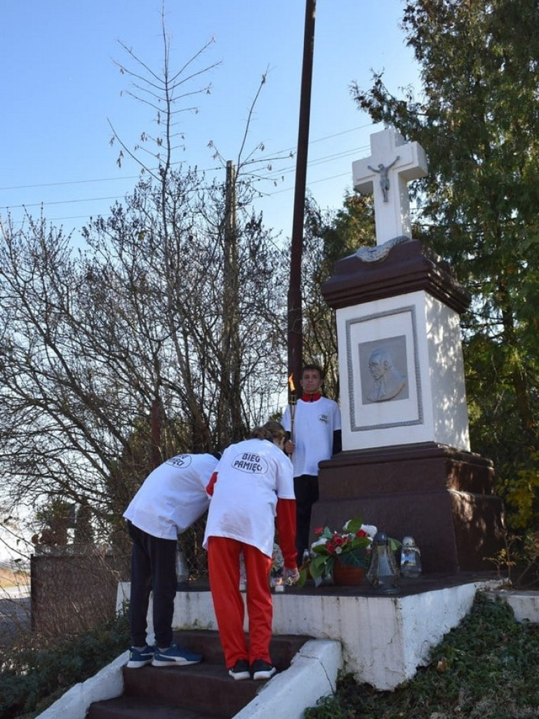 Gmina Hrubieszów: Sztafetowy Bieg Pamięci (ZDJĘCIA)