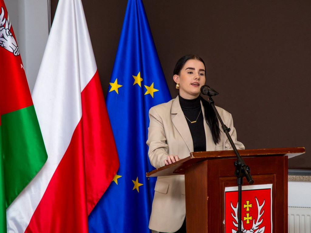 Hrubieszowska Nowa Młodzieżowa Rada Miasta rozpoczęła pracę (ZDJĘCIA)