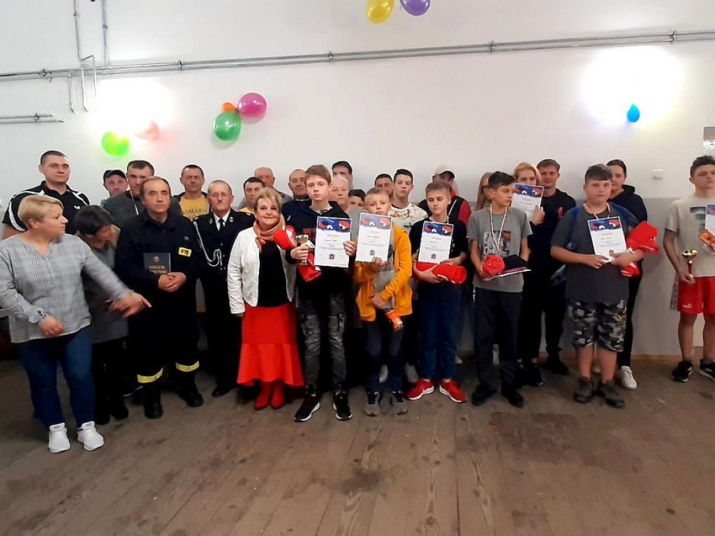 Podhorce: Turniej tenisa stołowego o Puchar Prezesa OSP Hrubieszów (ZDJĘCIA)