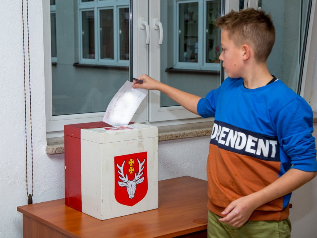 Hrubieszowska Nowa Młodzieżowa Rada Miasta rozpoczęła pracę (ZDJĘCIA)