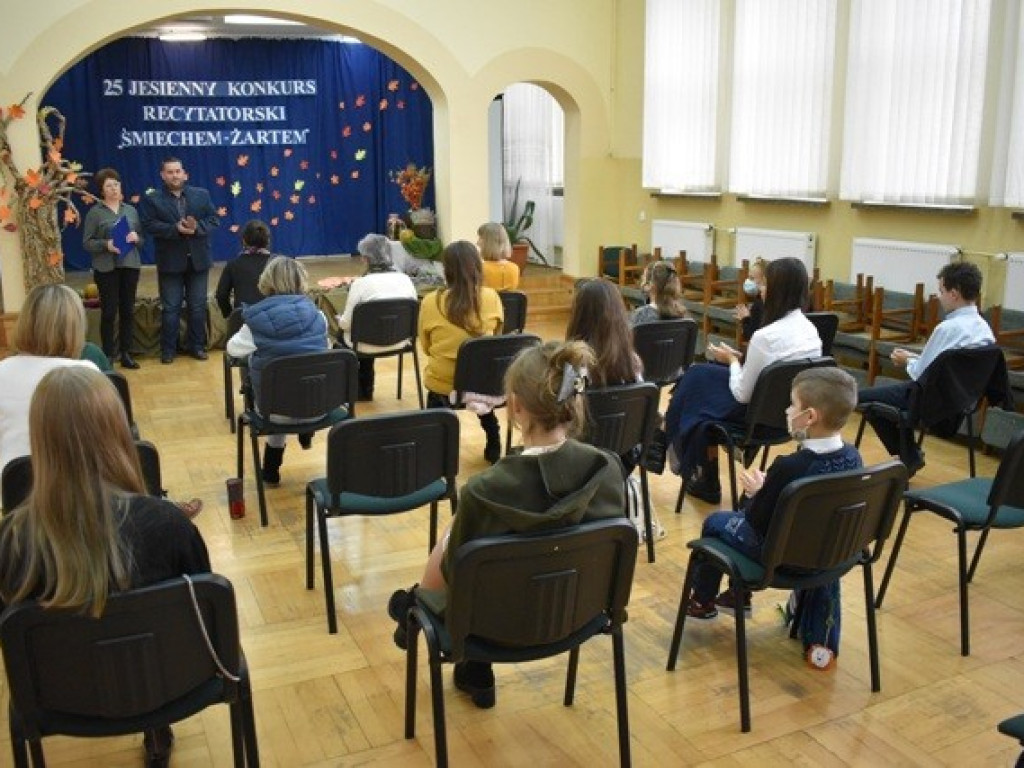 Gmina Hrubieszów: 25 Jesienny Konkurs Recytatorski 