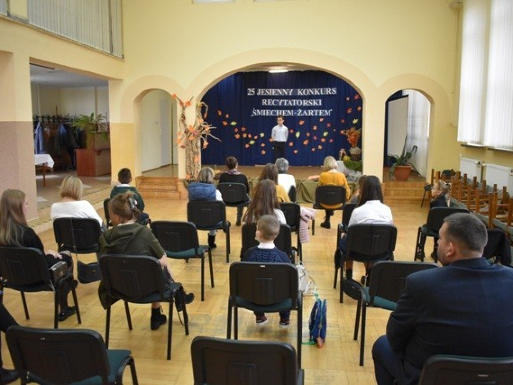 Gmina Hrubieszów: 25 Jesienny Konkurs Recytatorski 