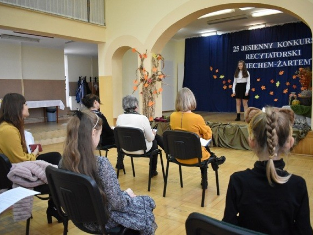 Gmina Hrubieszów: 25 Jesienny Konkurs Recytatorski 