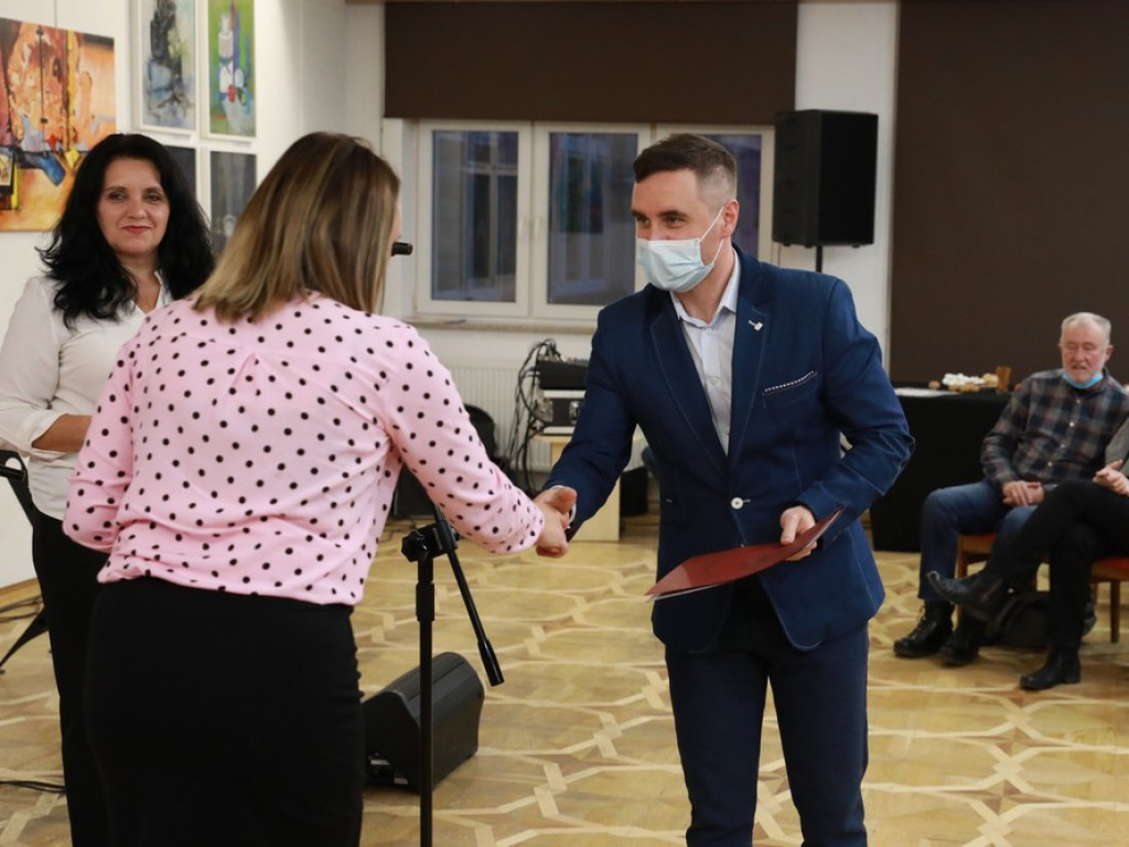 Hrubieszów: Grażyna Pukas autorką Najciekawszej Pracy Roku 2021 (ZDJĘCIA)
