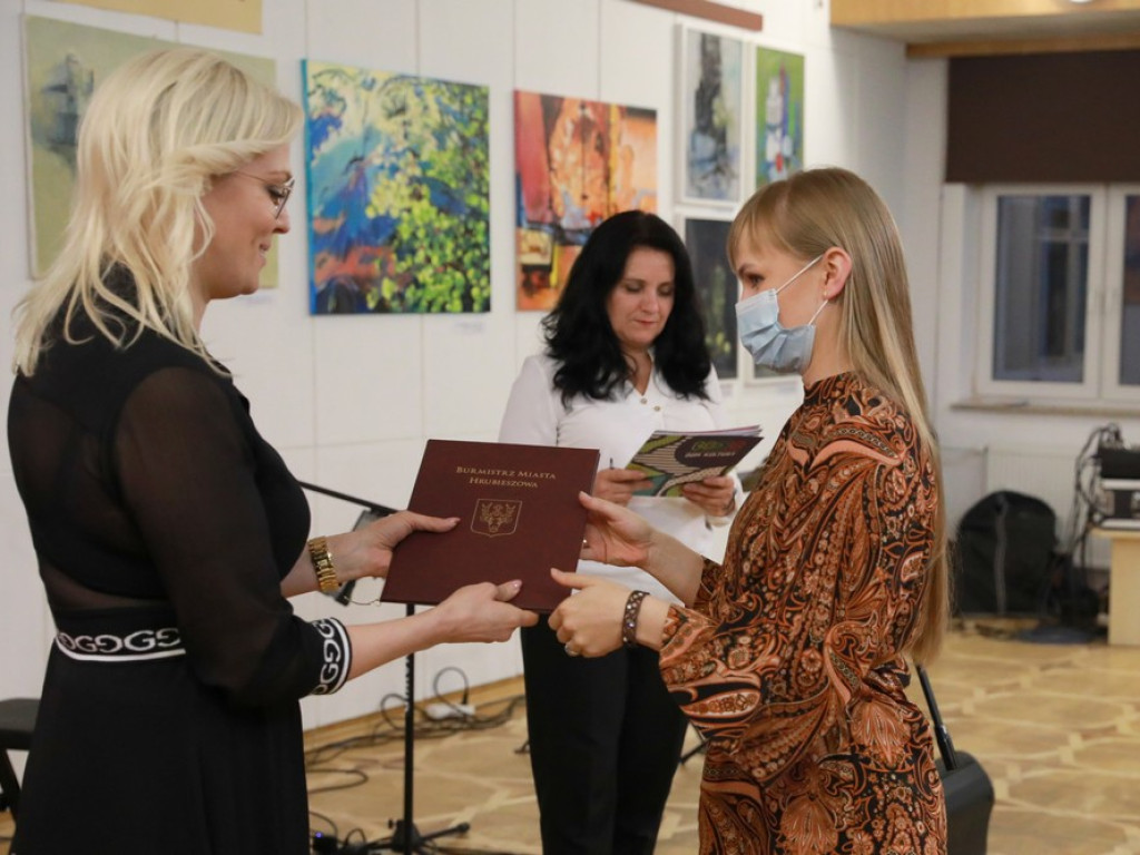 Hrubieszów: Grażyna Pukas autorką Najciekawszej Pracy Roku 2021 (ZDJĘCIA)