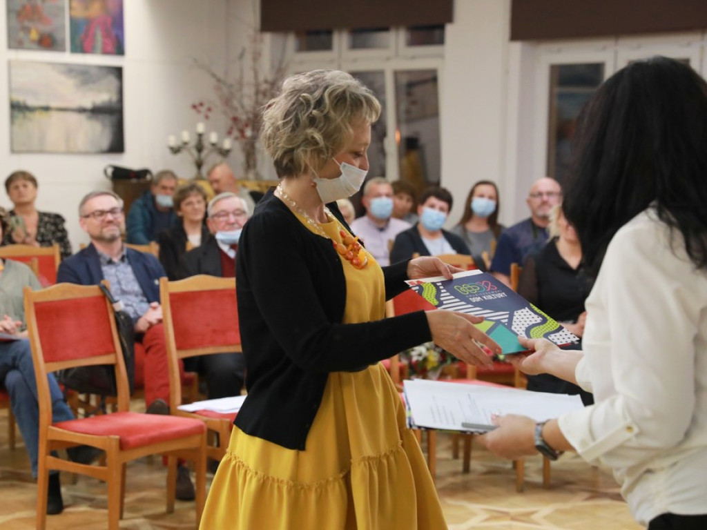 Hrubieszów: Grażyna Pukas autorką Najciekawszej Pracy Roku 2021 (ZDJĘCIA)