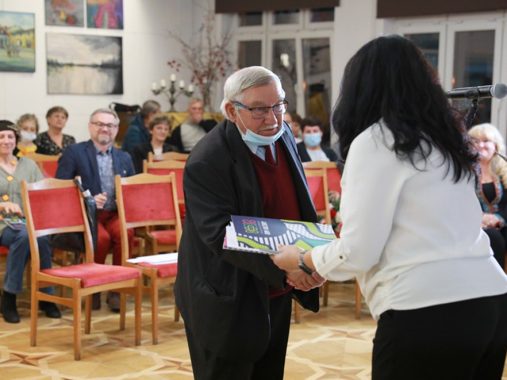 Hrubieszów: Grażyna Pukas autorką Najciekawszej Pracy Roku 2021 (ZDJĘCIA)