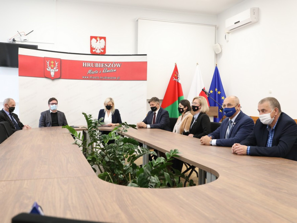 Porozumienie w sprawie budowy zalewu w Hrubieszowie podpisane (ZDJĘCIA)