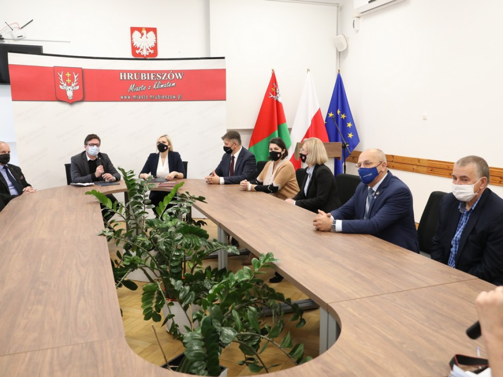 Porozumienie w sprawie budowy zalewu w Hrubieszowie podpisane (ZDJĘCIA)