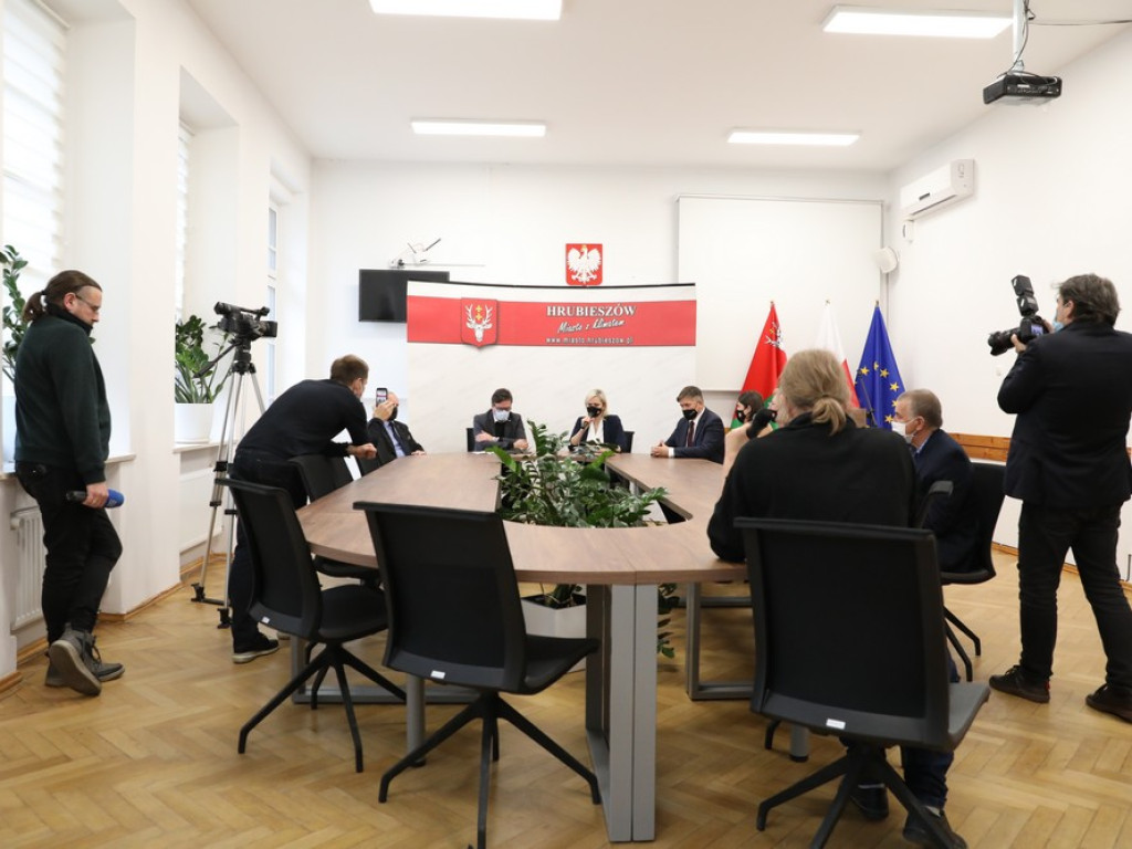 Porozumienie w sprawie budowy zalewu w Hrubieszowie podpisane (ZDJĘCIA)