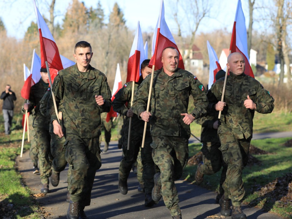 Hrubieszów: Pobiegli razem w Dniu Niepodległości (ZDJĘCIA)
