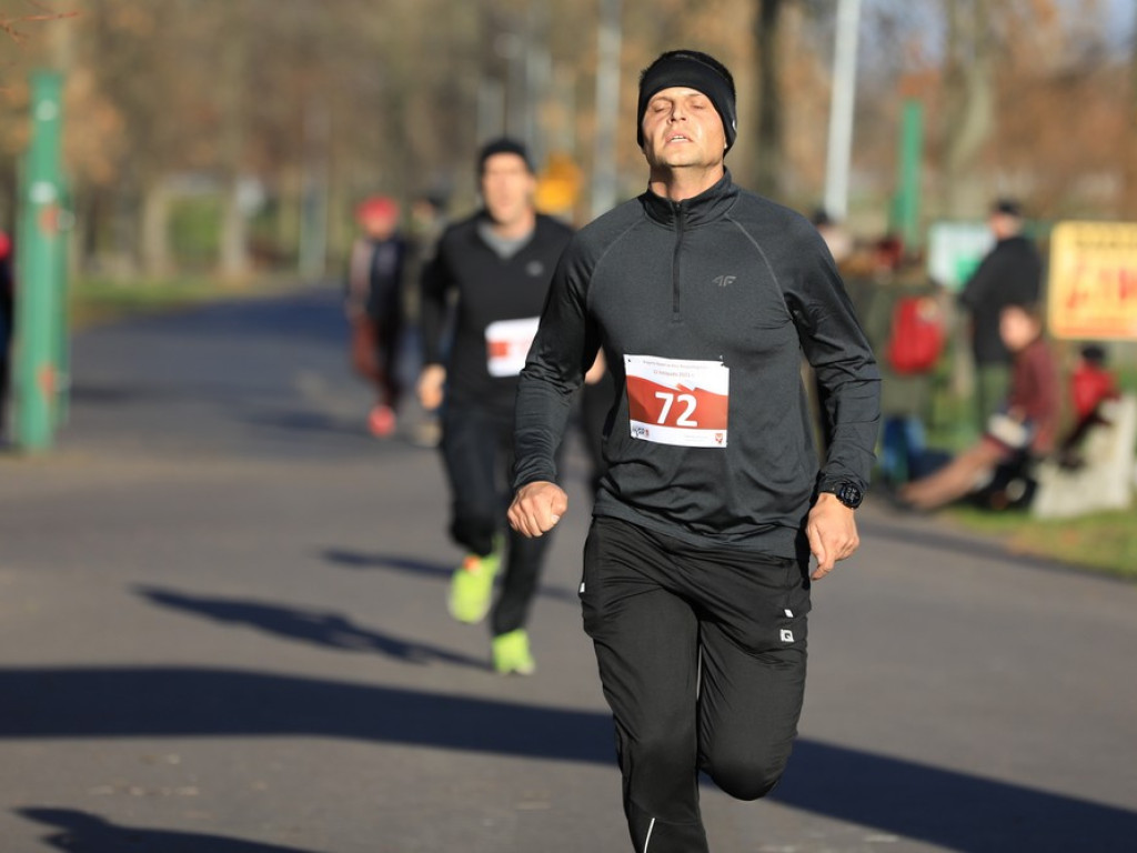 Hrubieszów: Pobiegli razem w Dniu Niepodległości (ZDJĘCIA)