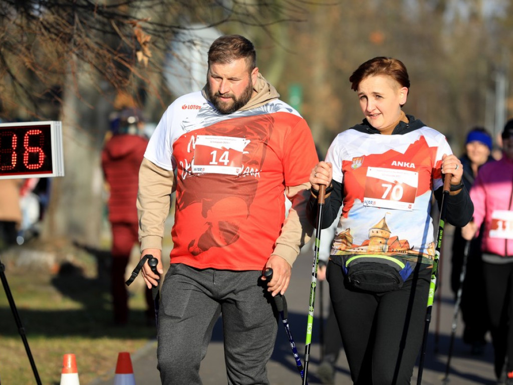 Hrubieszów: Pobiegli razem w Dniu Niepodległości (ZDJĘCIA)