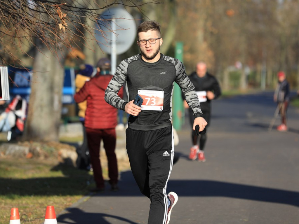 Hrubieszów: Pobiegli razem w Dniu Niepodległości (ZDJĘCIA)