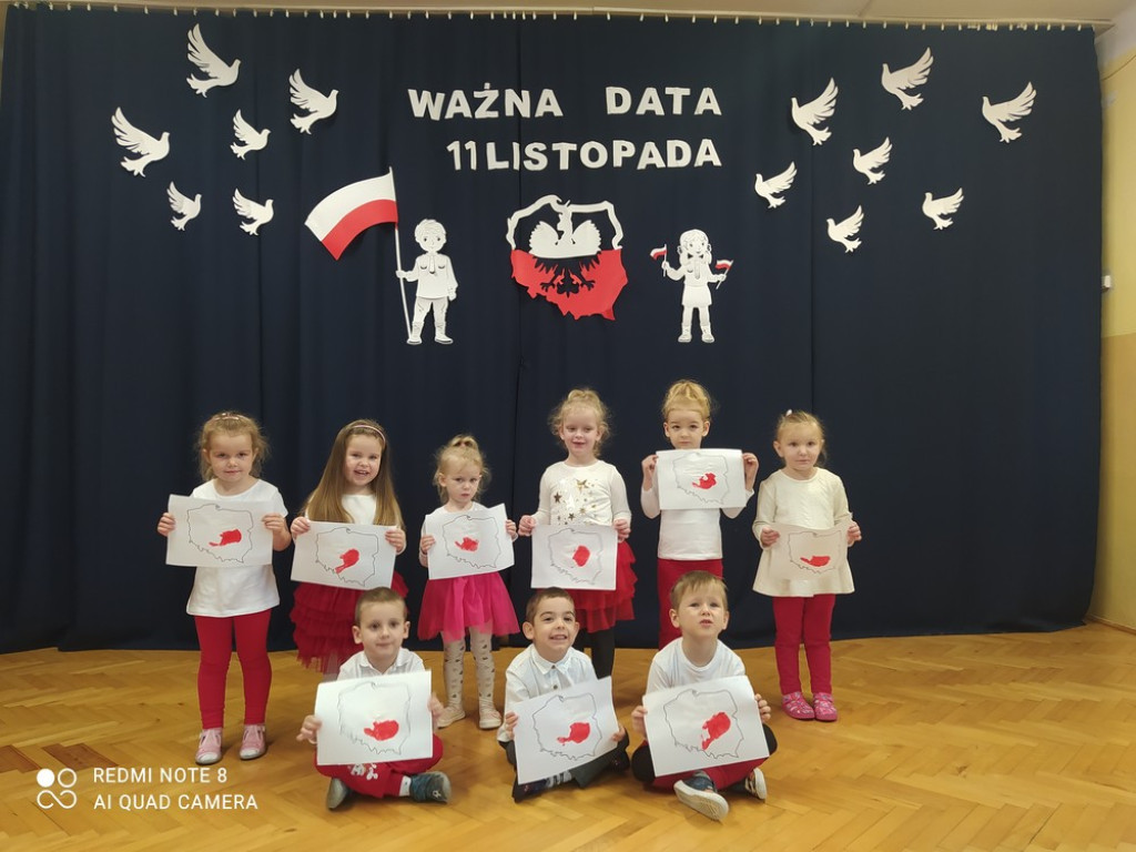 Przedszkolaki z Przedszkola nr 2 w Hrubieszowie uczciły Święto Niepodległości (ZDJĘCIA)